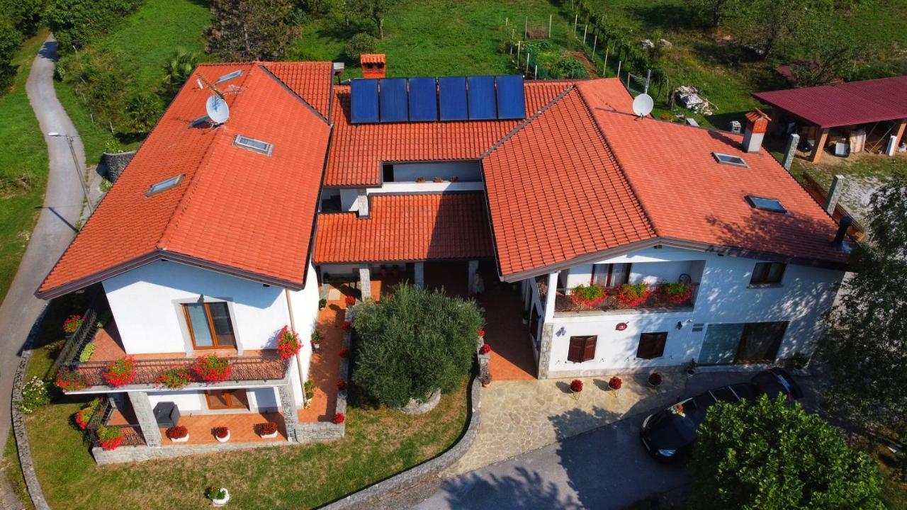 Pri Martinovih Apartment Deskle Екстериор снимка